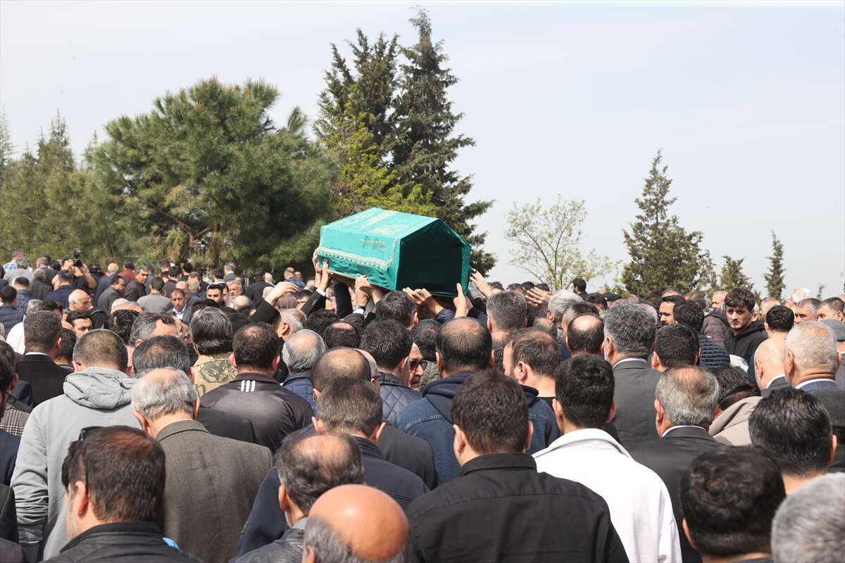 Okul saldırısı kurbanı Yusuf Tarık Gül’e acı veda 17